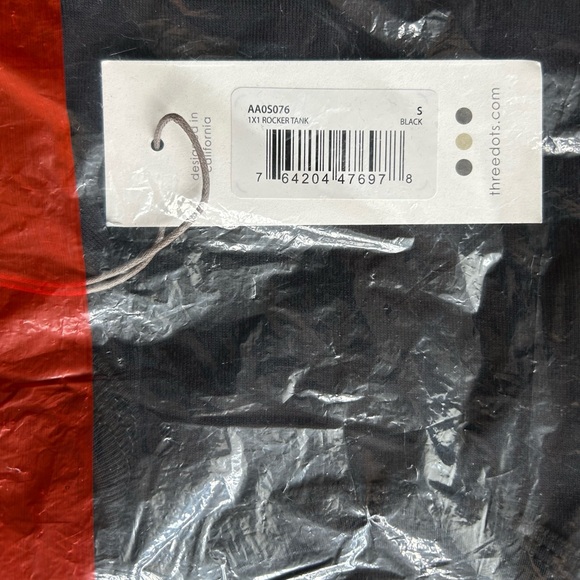 NWT Three Dots Rocker Tank. - Picture 4 of 9